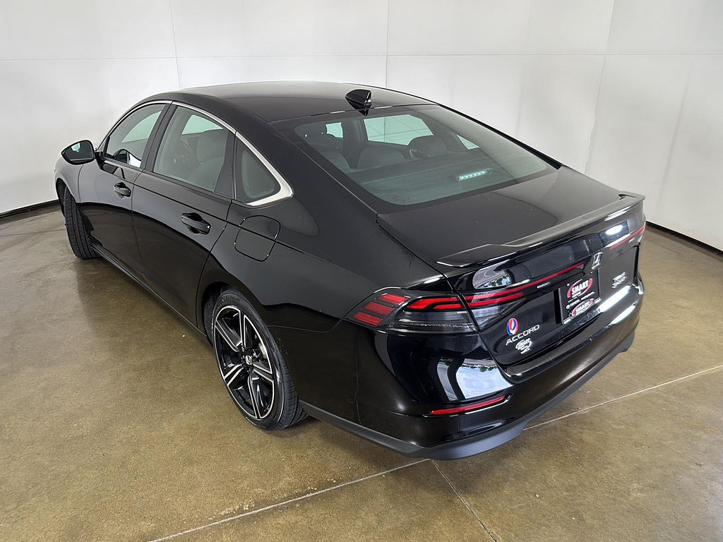 2023 Honda Accord Hybrid Located at Smart Motors Toyota slide-image