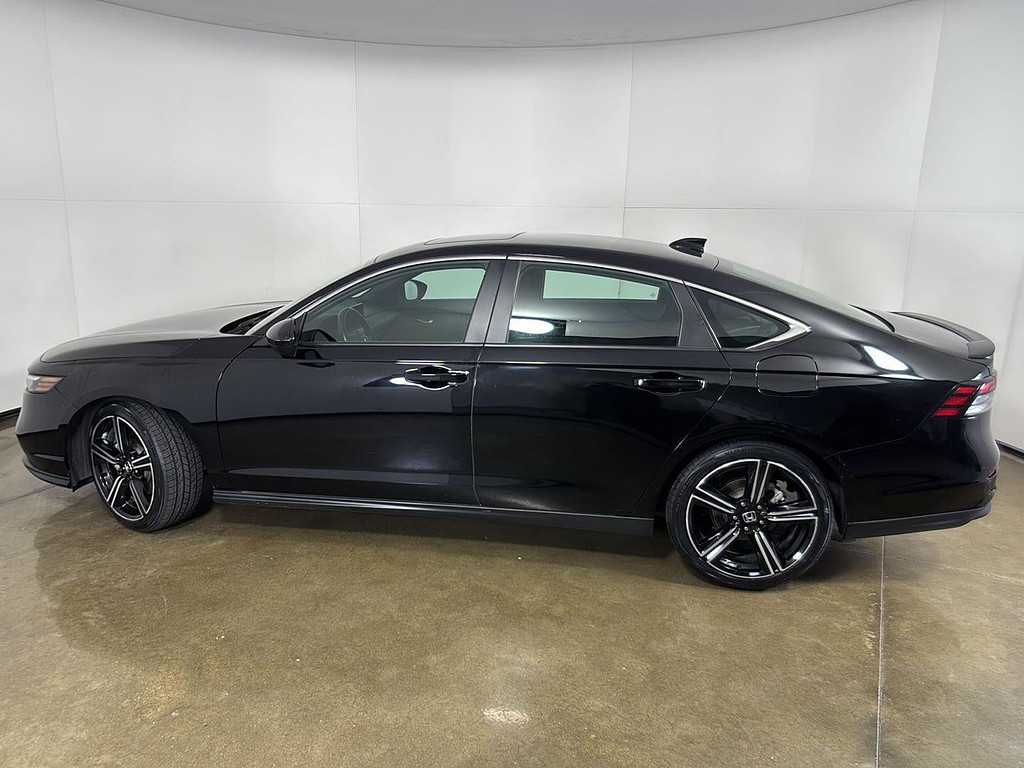 2023 Honda Accord Hybrid Located at Smart Motors Toyota slide-image