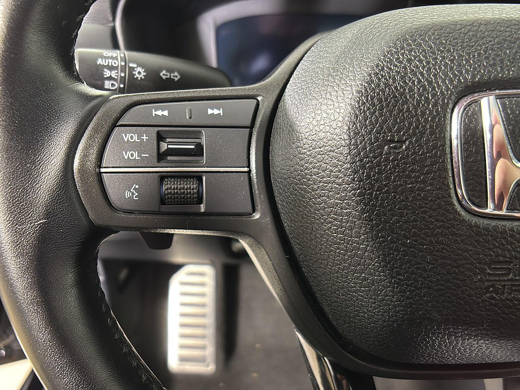 2023 Honda Accord Hybrid Located at Smart Motors Toyota light-box-slides