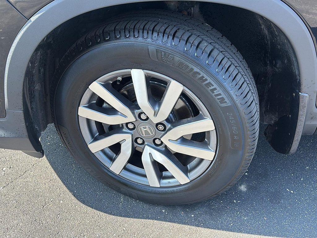 2019 Honda Pilot Located at Smart Motors Toyota slide-image