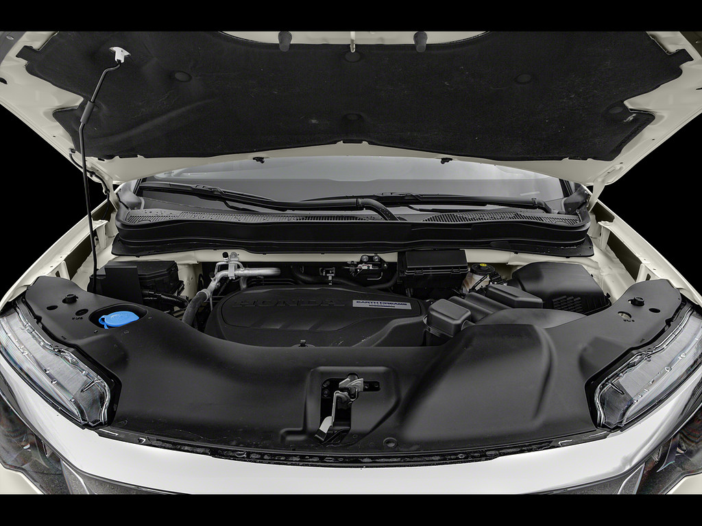 2019 Honda Pilot Located at Smart Motors Toyota light-box-slides