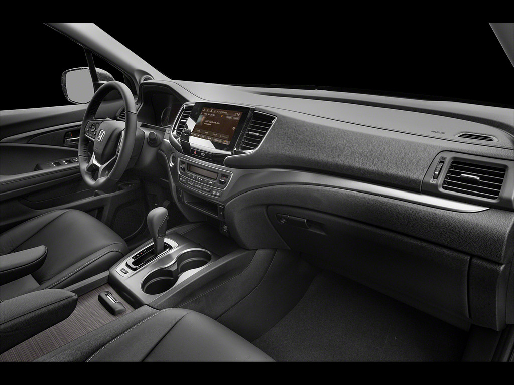 2019 Honda Pilot Located at Smart Motors Toyota light-box-slides