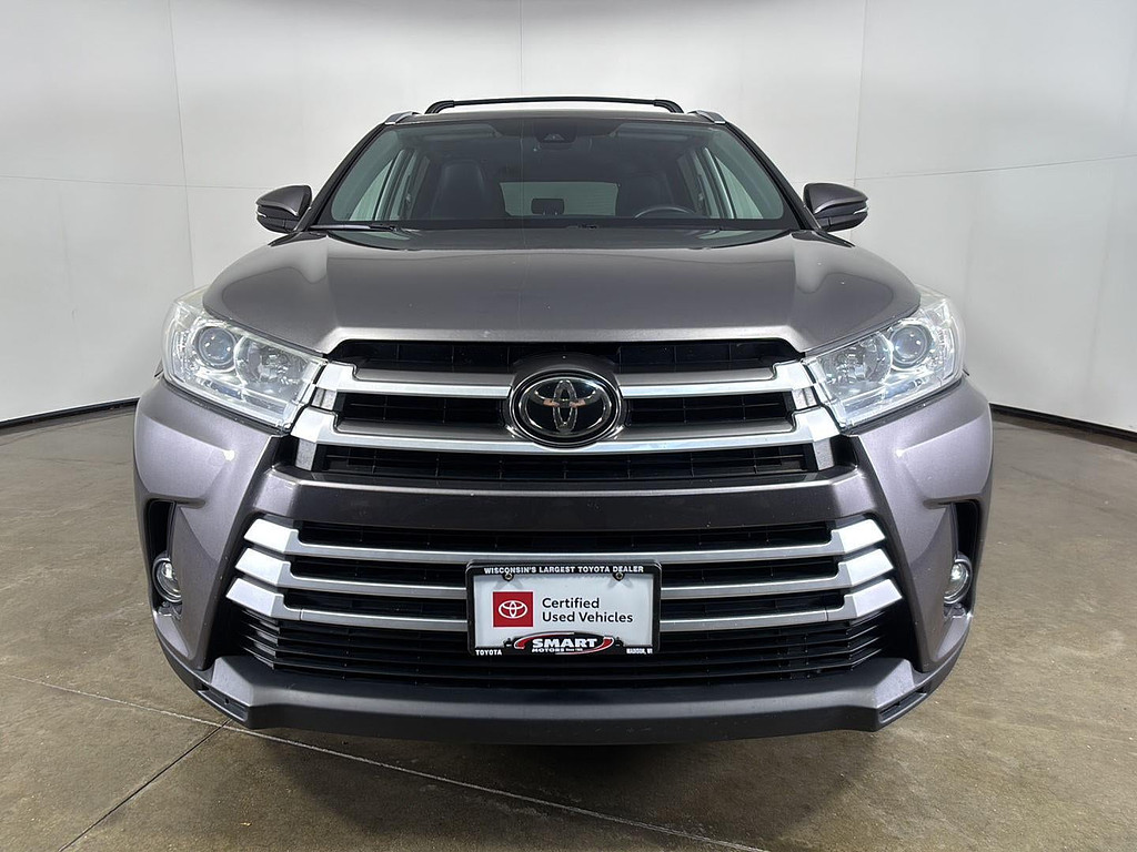 2019 Toyota Highlander Located at Smart Motors Toyota slide-image