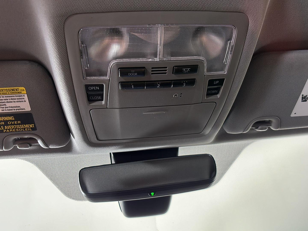 2019 Toyota Highlander Located at Smart Motors Toyota slide-image