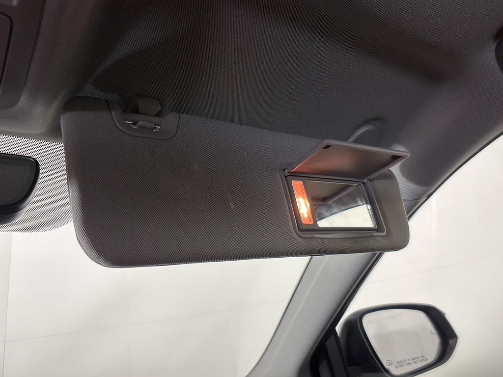 2019 Toyota Highlander Located at Smart Motors Toyota slide-image
