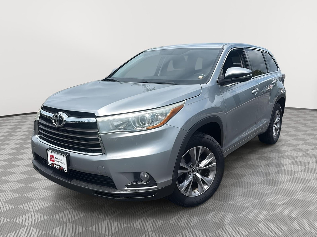 2016 Toyota Highlander Located at Smart Motors Toyota light-box-slides