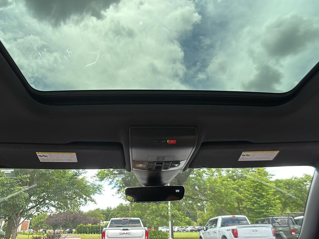 2023 Volkswagen Atlas Cross Sport Located at Smart Motors Toyota light-box-slides