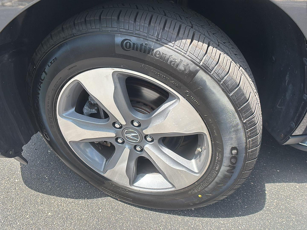 2014 Acura MDX Located at Smart Motors Toyota light-box-slides