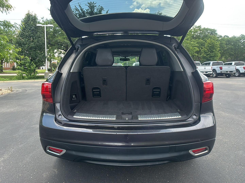 2014 Acura MDX Located at Smart Motors Toyota light-box-slides