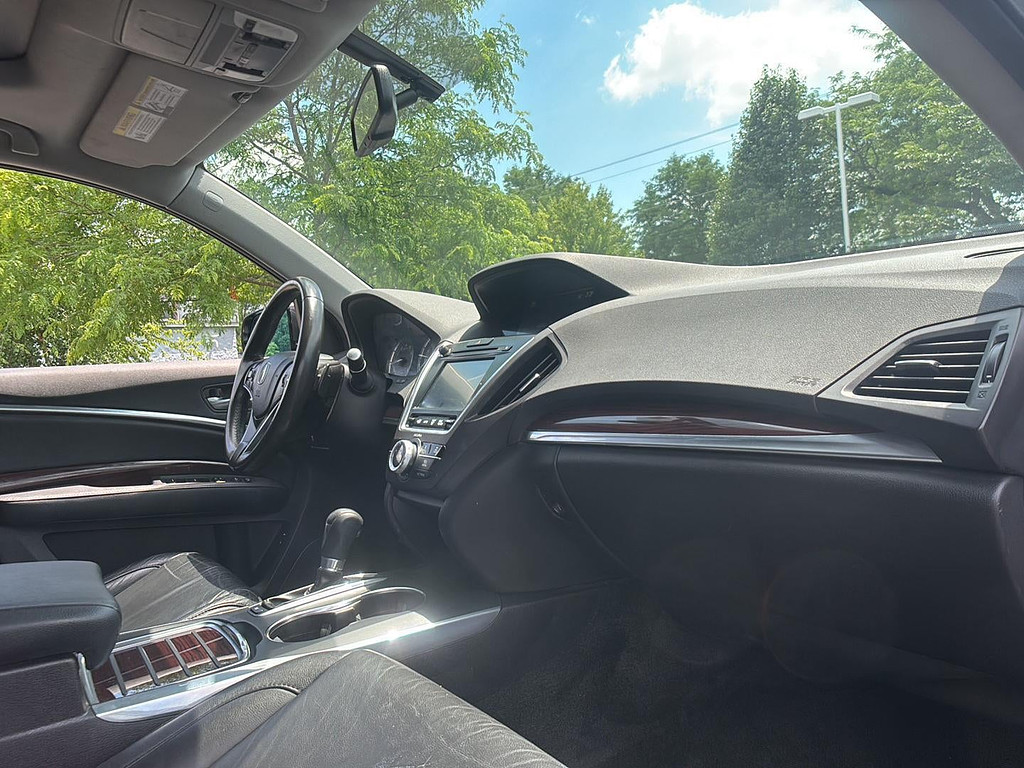 2014 Acura MDX Located at Smart Motors Toyota light-box-slides