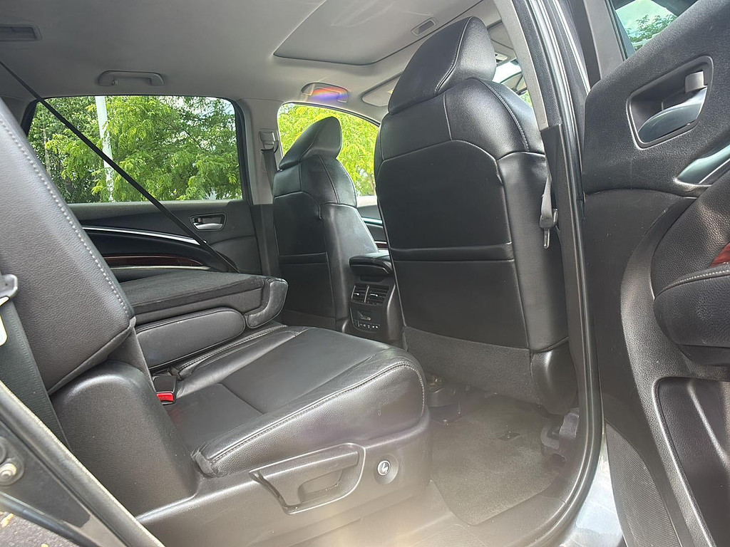 2014 Acura MDX Located at Smart Motors Toyota light-box-slides