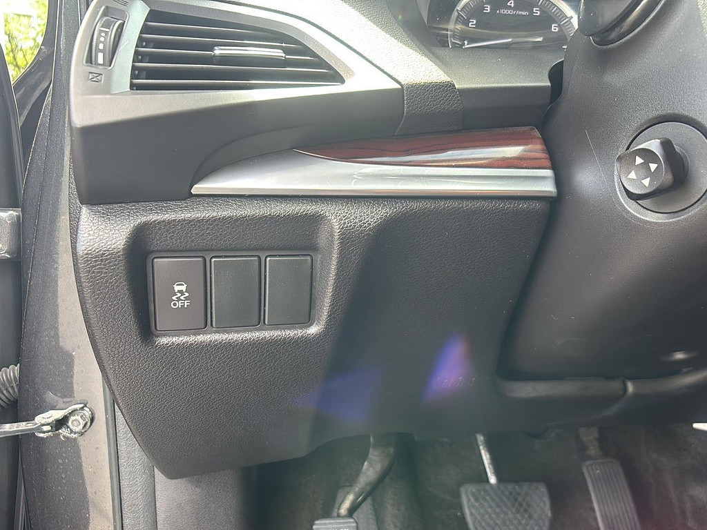 2014 Acura MDX Located at Smart Motors Toyota slide-image