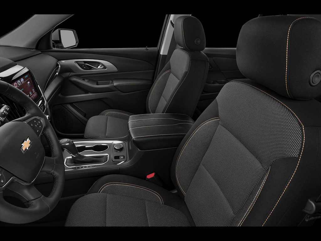 2018 Chevrolet TRAVERSE Located at Smart Motors Toyota slide-image