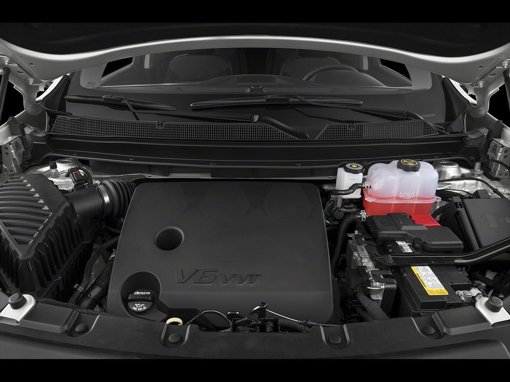 2018 Chevrolet TRAVERSE Located at Smart Motors Toyota slide-image