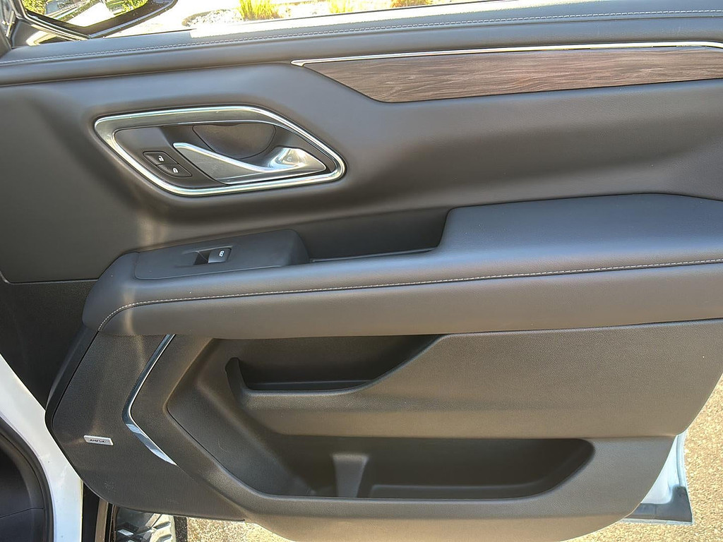 2023 Chevrolet Tahoe Located at Smart Motors Toyota light-box-slides