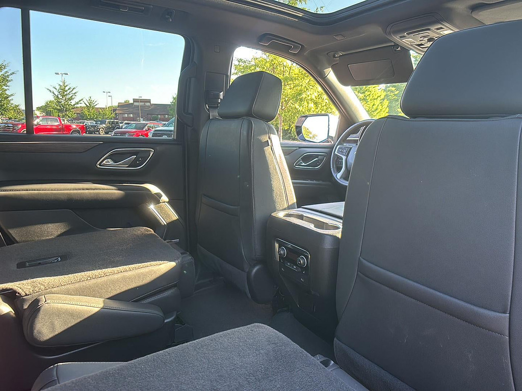 2023 Chevrolet Tahoe Located at Smart Motors Toyota light-box-slides