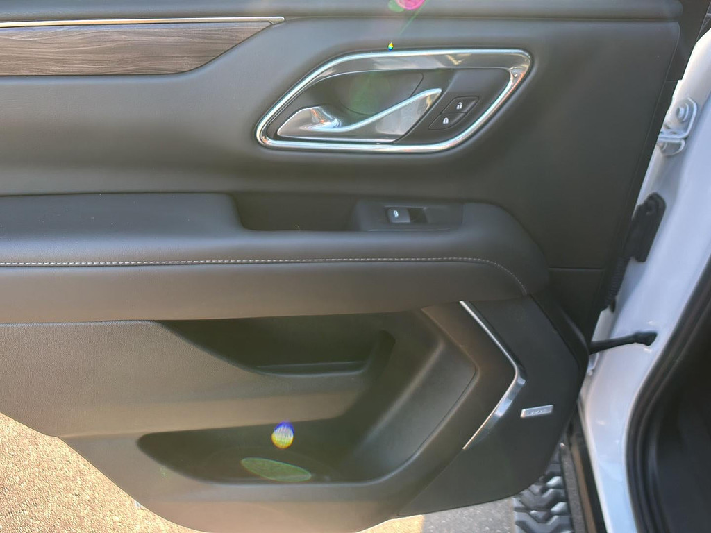 2023 Chevrolet Tahoe Located at Smart Motors Toyota light-box-slides