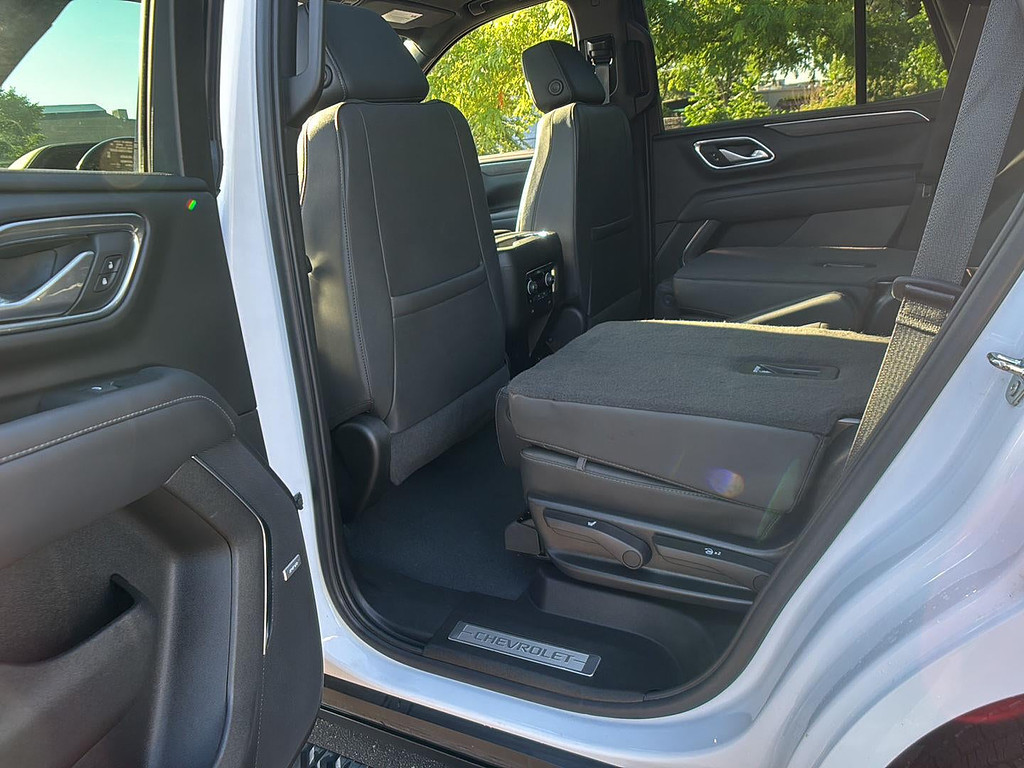 2023 Chevrolet Tahoe Located at Smart Motors Toyota light-box-slides