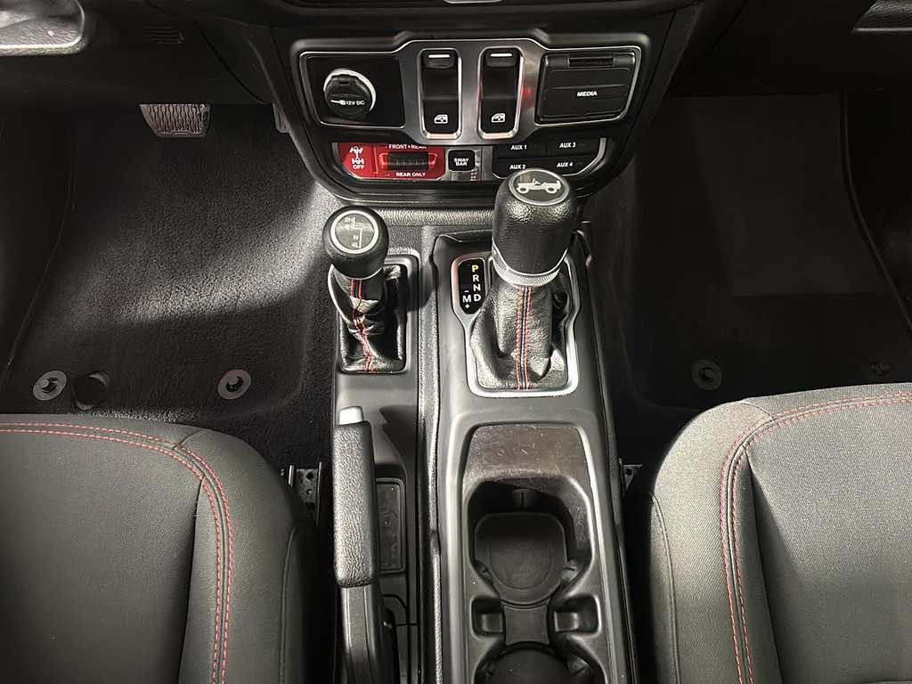 2020 Jeep Wrangler Located at Smart Motors Toyota slide-image