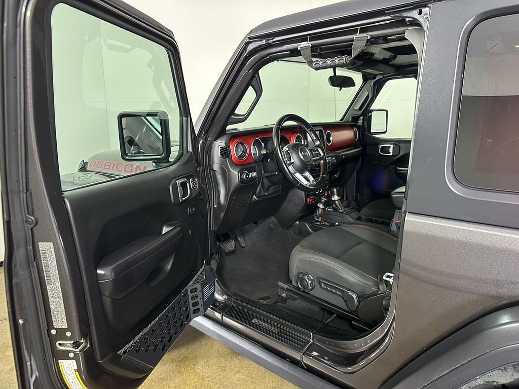 2020 Jeep Wrangler Located at Smart Motors Toyota slide-image
