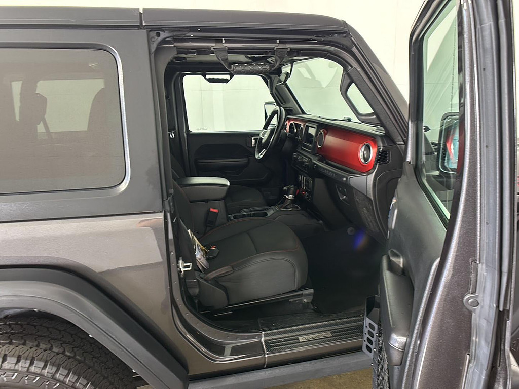 2020 Jeep Wrangler Located at Smart Motors Toyota slide-image