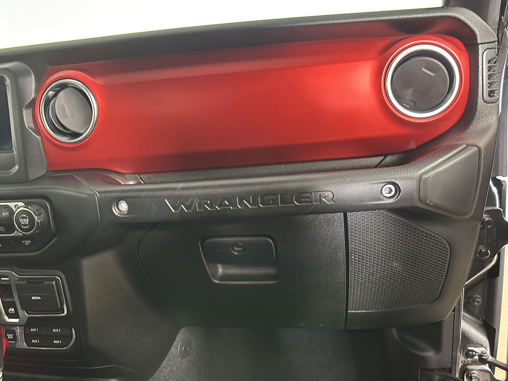 2020 Jeep Wrangler Located at Smart Motors Toyota slide-image