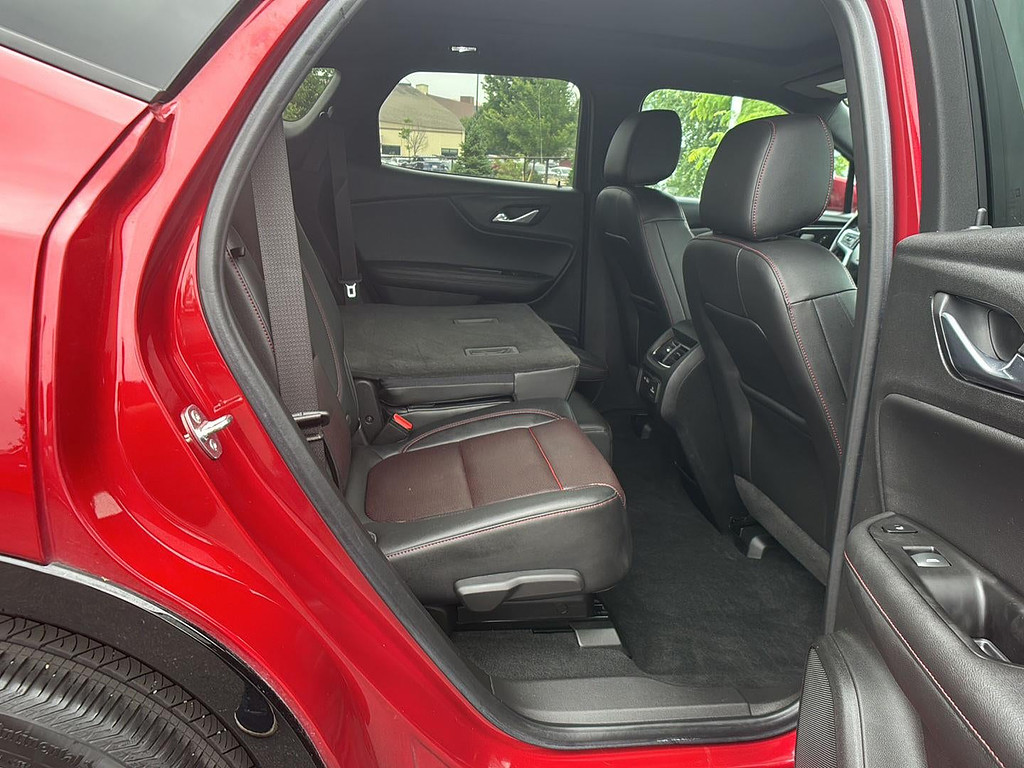 2021 Chevrolet Blazer Located at Smart Motors Toyota slide-image