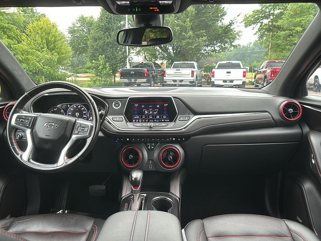 2021 Chevrolet Blazer Located at Smart Motors Toyota slide-image