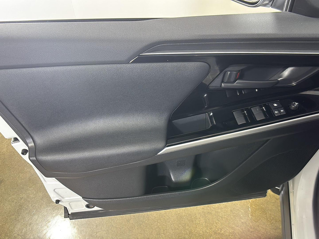 2023 Toyota bZ4X Located at Smart Motors Toyota slide-image