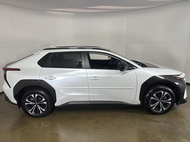 2023 Toyota bZ4X Located at Smart Motors Toyota slide-image