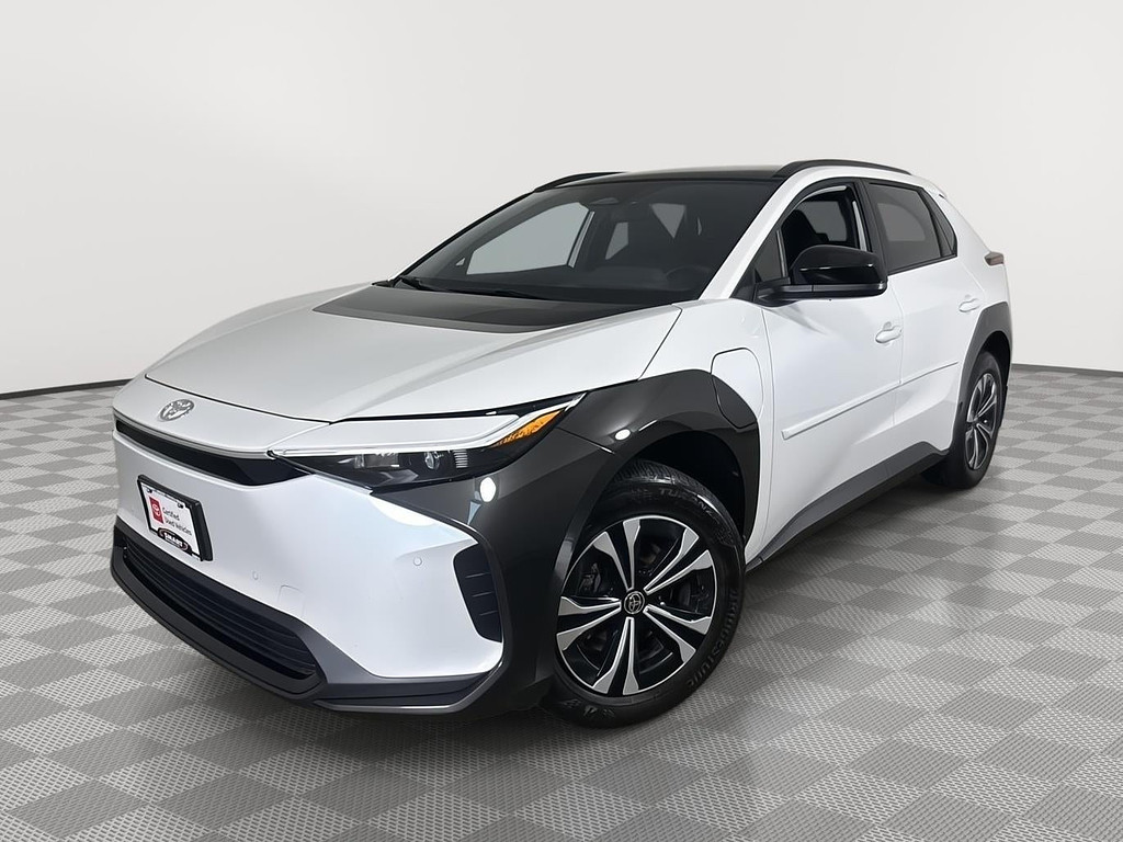 2023 Toyota bZ4X Located at Smart Motors Toyota light-box-slides