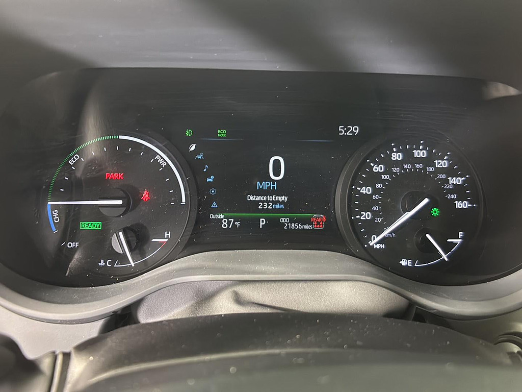 2025 Toyota Sienna Located at Smart Motors Toyota slide-image