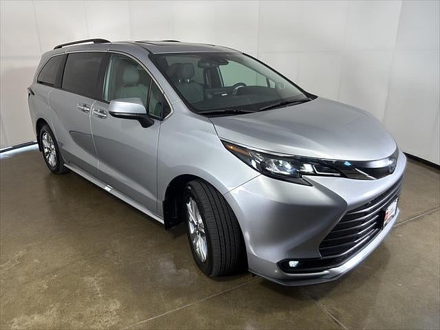 2025 Toyota Sienna Located at Smart Motors Toyota light-box-slides
