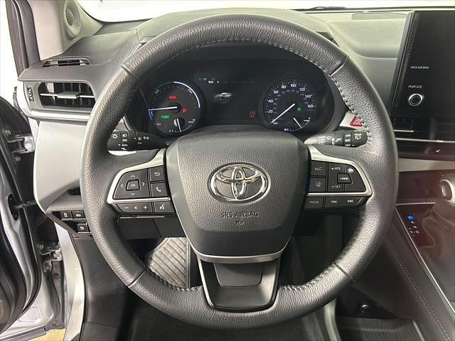 2025 Toyota Sienna Located at Smart Motors Toyota light-box-slides