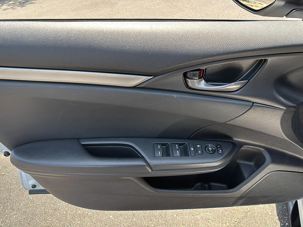 2021 Honda Civic Located at Smart Motors Toyota slide-image