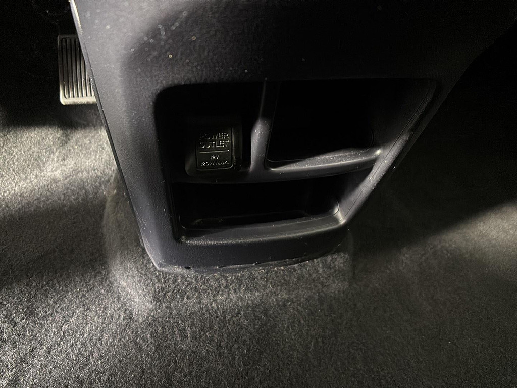 2011 Honda CR-V Located at Smart Motors Toyota slide-image