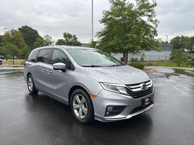 2018 Honda Odyssey Located at Smart Motors Toyota light-box-slides