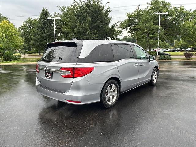 2018 Honda Odyssey Located at Smart Motors Toyota light-box-slides