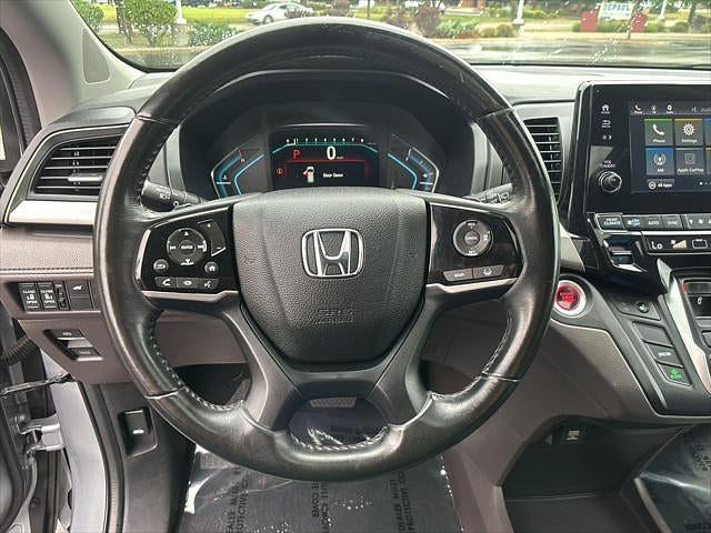 2018 Honda Odyssey Located at Smart Motors Toyota light-box-slides