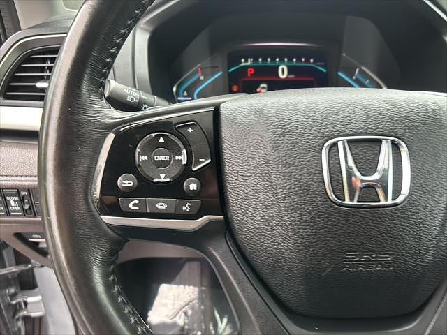 2018 Honda Odyssey Located at Smart Motors Toyota light-box-slides