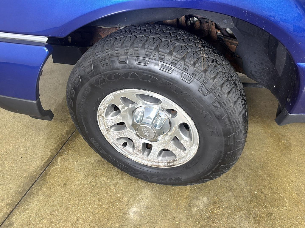 2011 Ford Ranger Located at Smart Motors Toyota light-box-slides