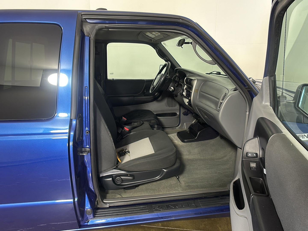 2011 Ford Ranger Located at Smart Motors Toyota light-box-slides