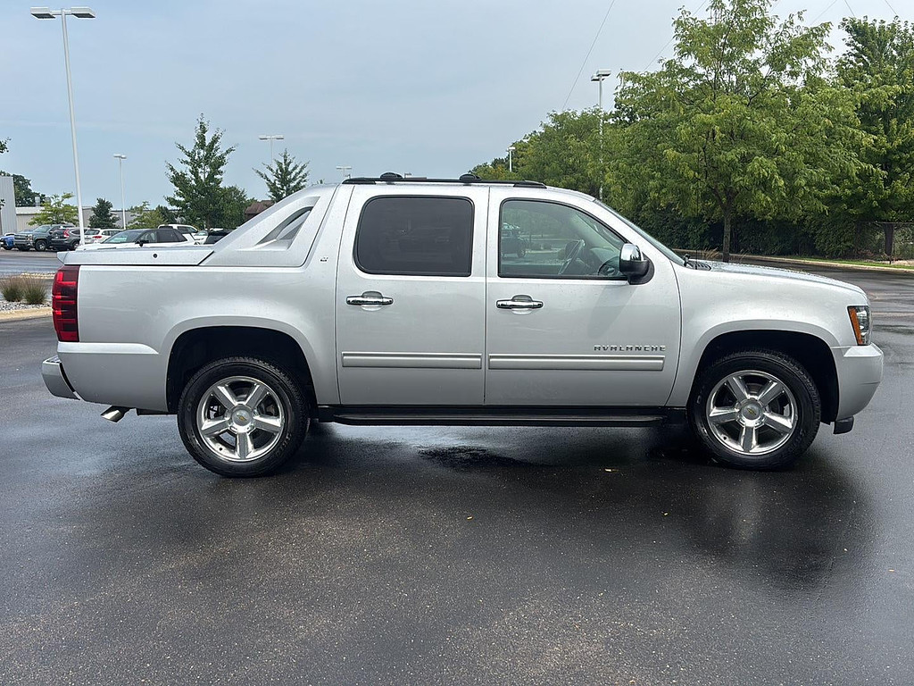 2012 Chevrolet Avalanche Located at Smart Motors Toyota light-box-slides