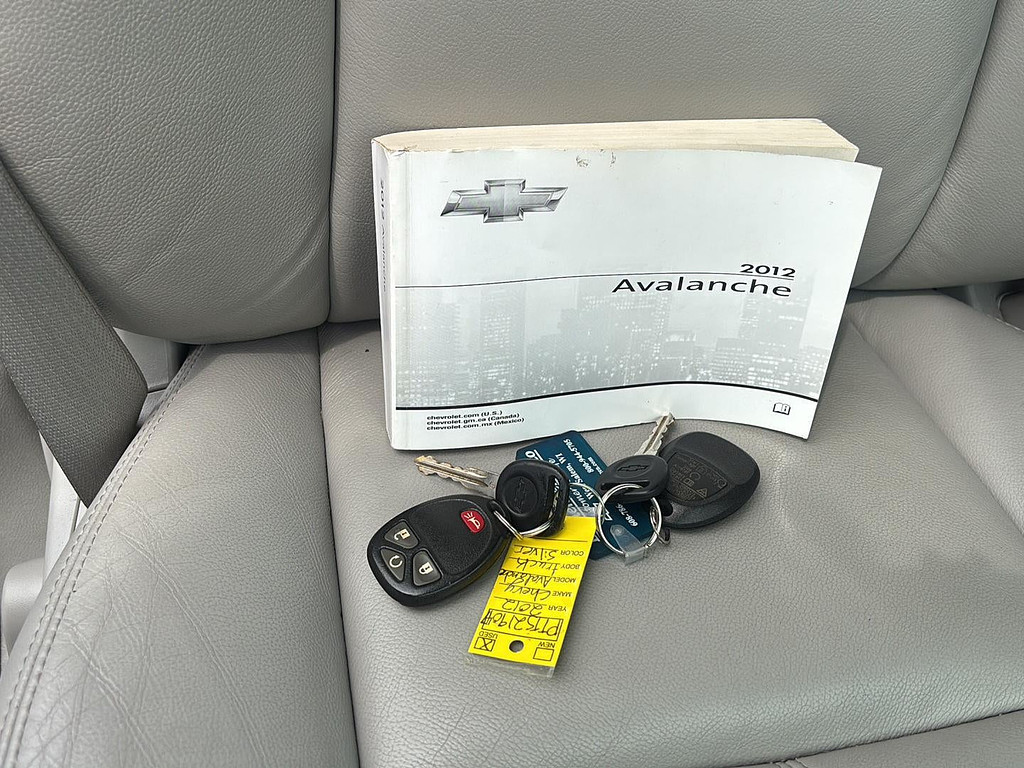 2012 Chevrolet Avalanche Located at Smart Motors Toyota light-box-slides