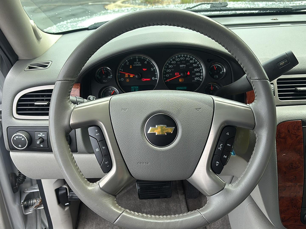 2012 Chevrolet Avalanche Located at Smart Motors Toyota light-box-slides