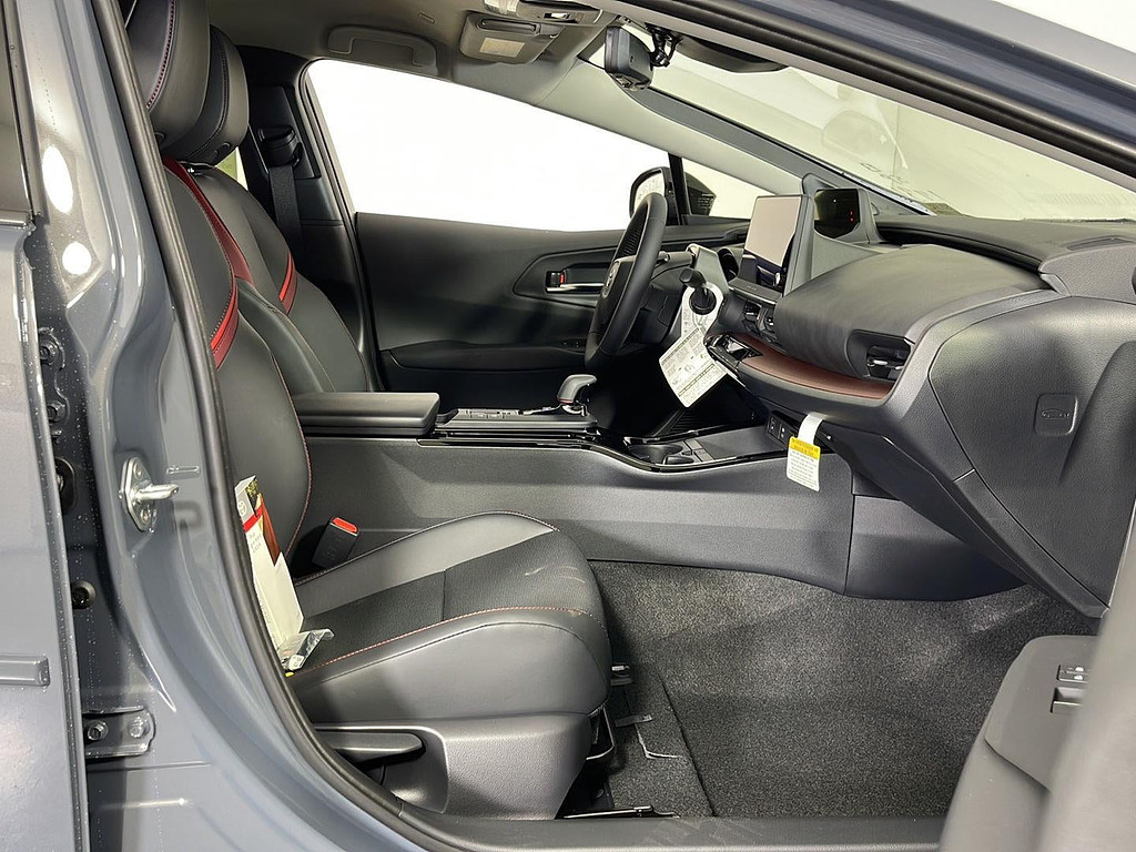 2026 Toyota Prius Plug-in Hybrid Located at Smart Motors Toyota slide-image