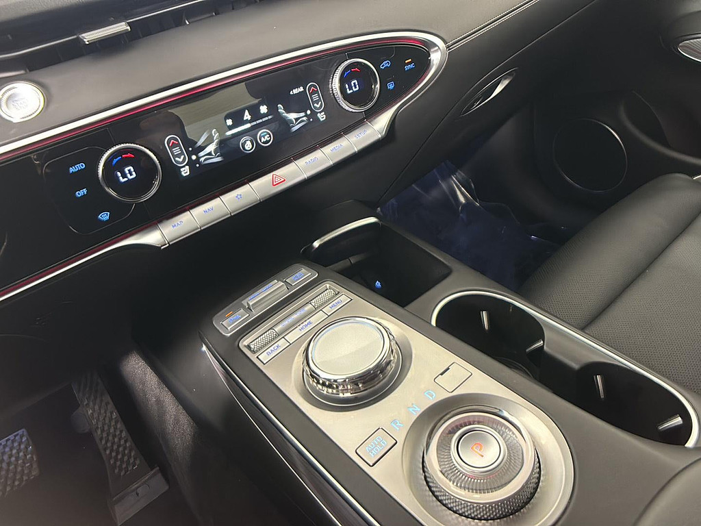 2024 Genesis GV70 Located at Smart Motors Toyota light-box-slides