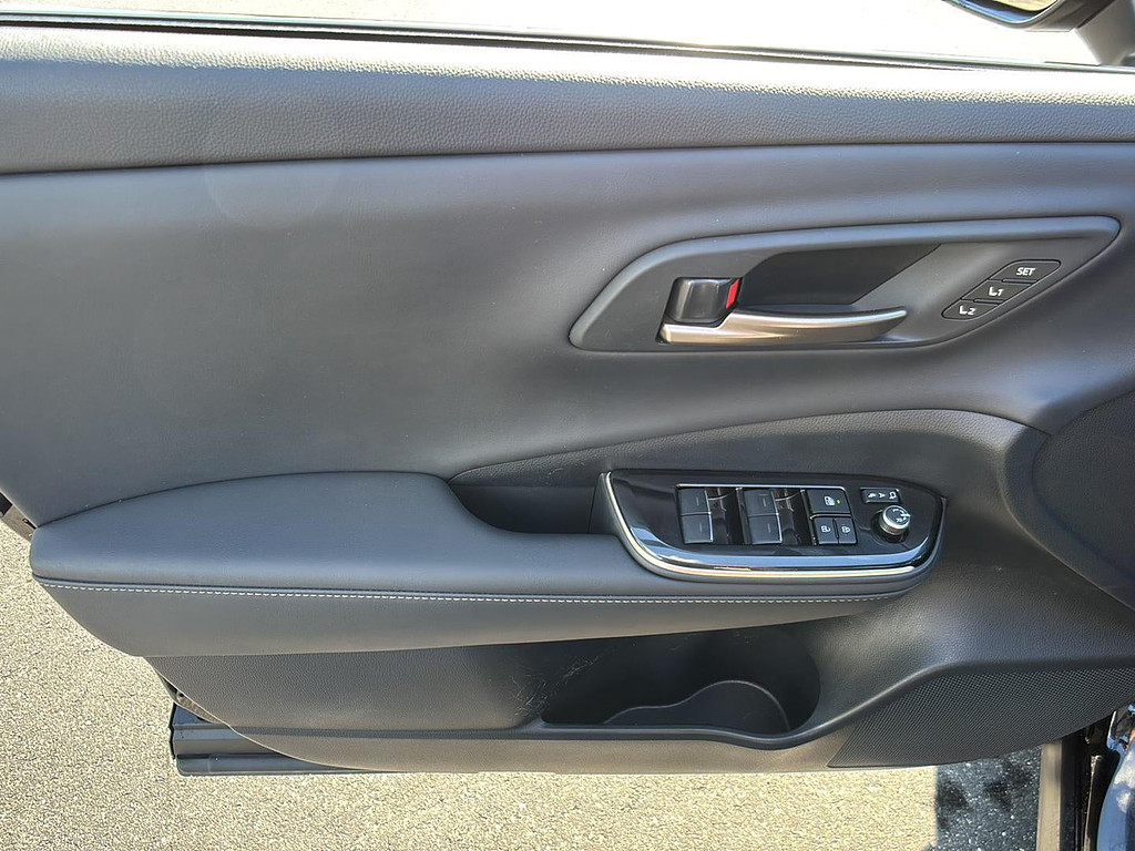 2025 Toyota Crown Signia Located at Smart Motors Toyota slide-image