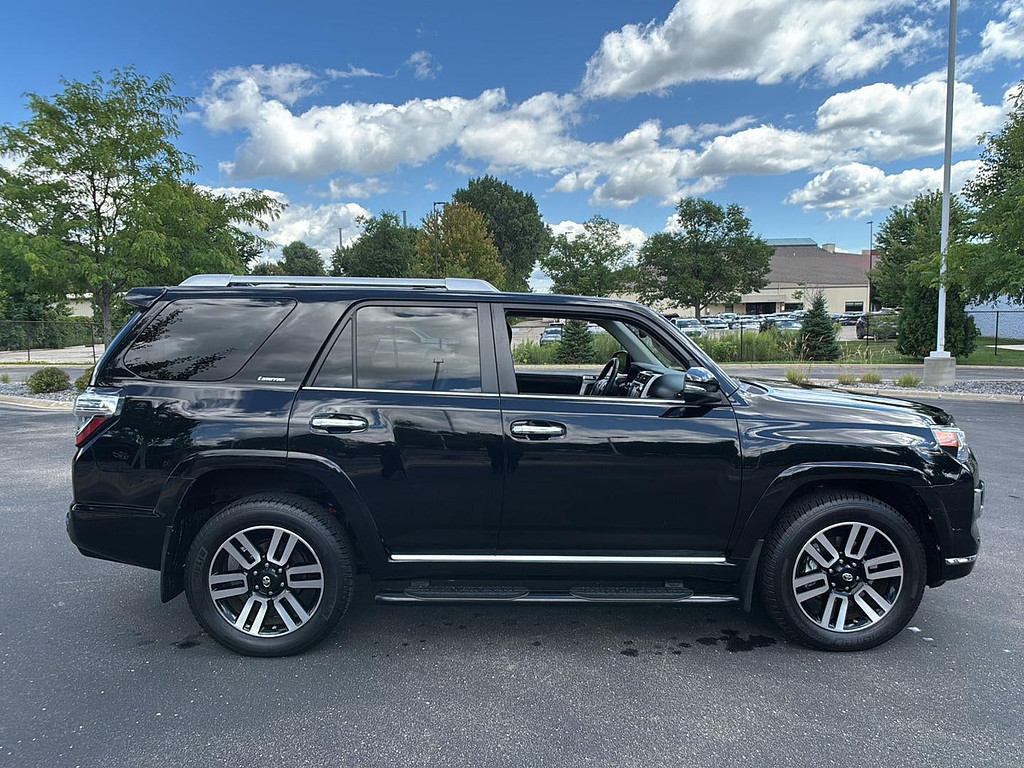 2017 Toyota 4Runner Located at Smart Motors Toyota light-box-slides