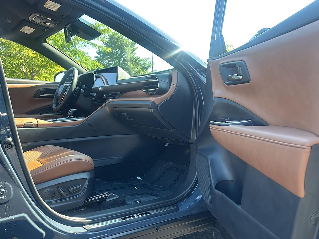 2026 Toyota Crown Signia Located at Smart Motors Toyota slide-image